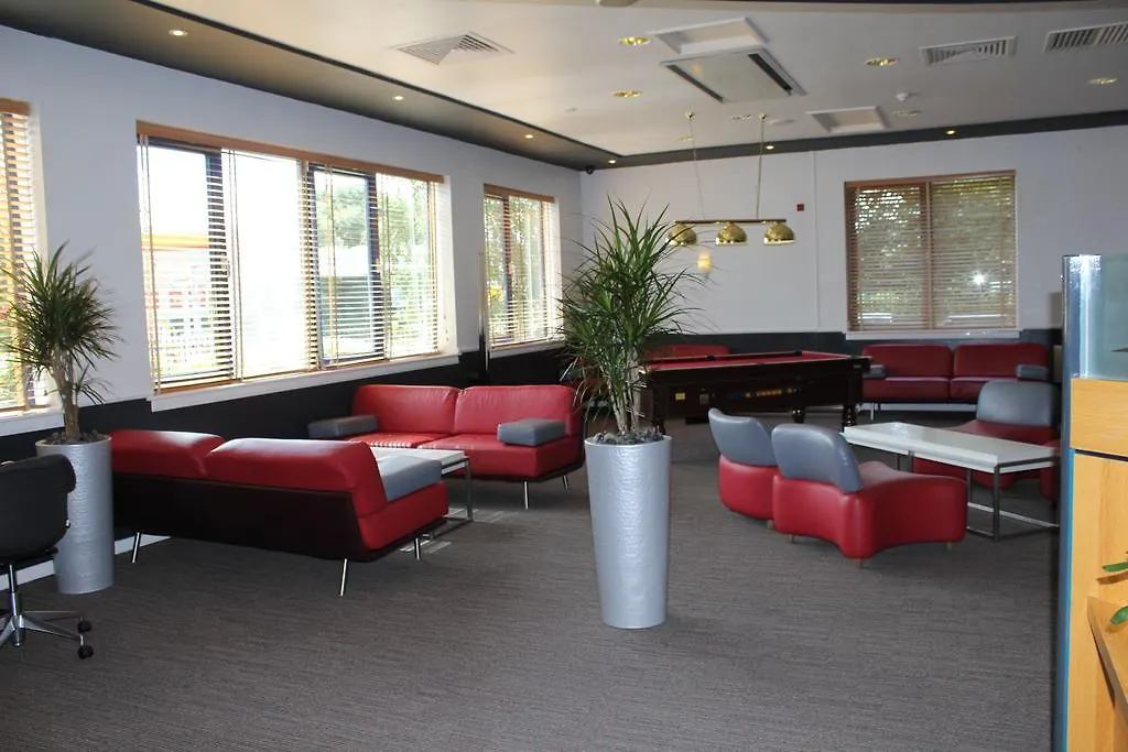 Ibis Cardiff Gate - International Business Park Hotel